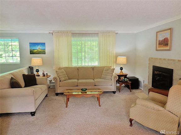4th image of 7716 190th Ave E