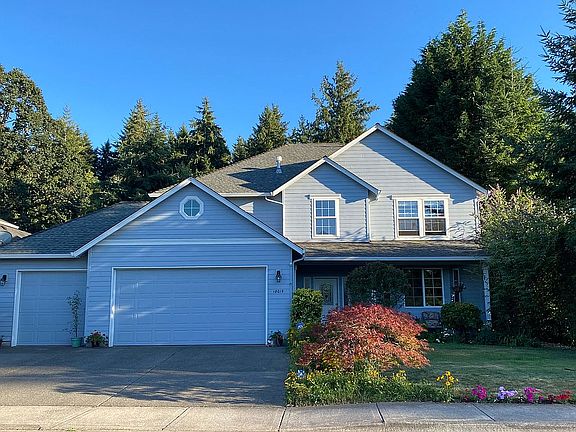 2nd image of 18015 NE 38th Way