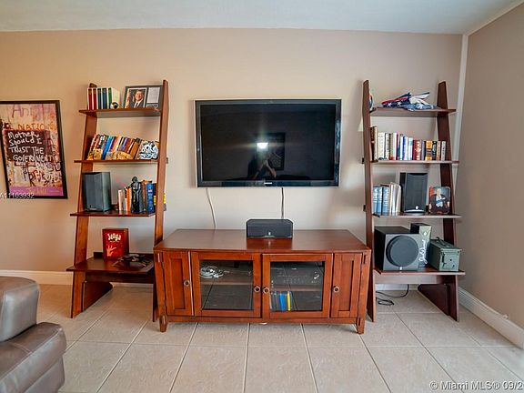 4th image of 7700 Camino Real APT 401