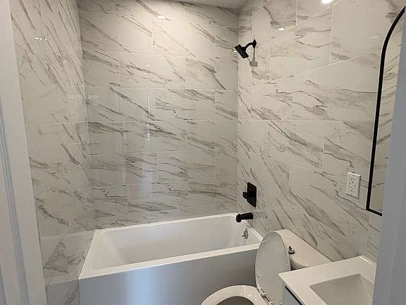 5th image of 1936 Prospect Pl APT 1