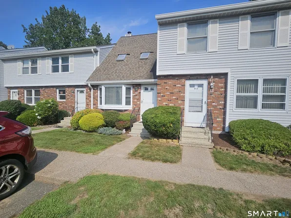 14 Saint Marc Circle #O (village O), South Windsor, CT 06074