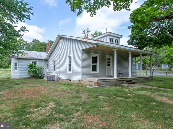 198 Mount Hope Church Rd, Bumpass, VA 23024