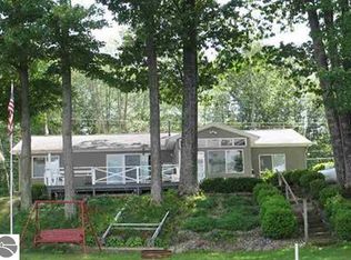 8130 Long Lake Rd, Hale, MI 48739