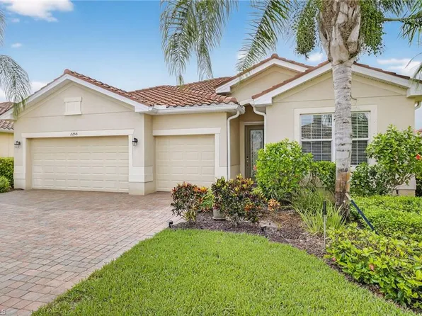 2255 Vermont LN, NAPLES, FL 34120