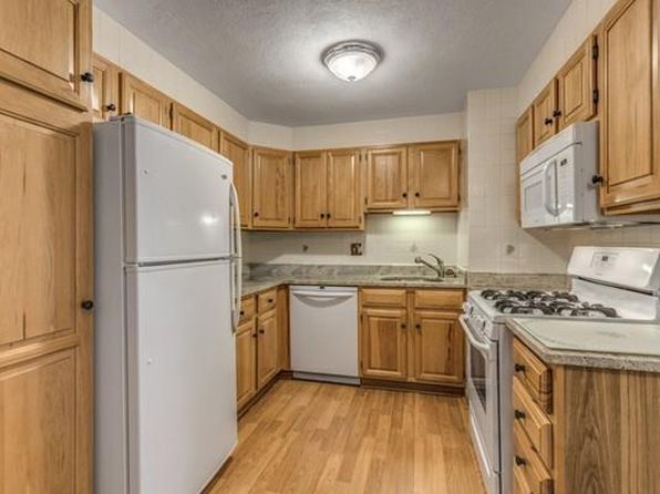 243 Main St APT D6