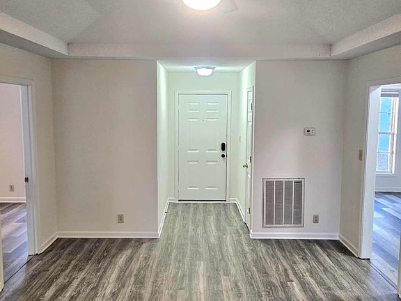 3rd image of 2667 Keyland Dr