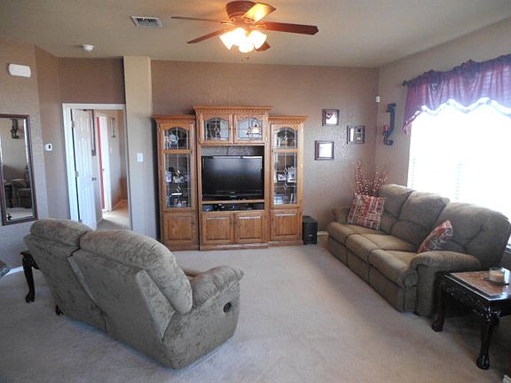 4th image of 626 Calhoun Dr