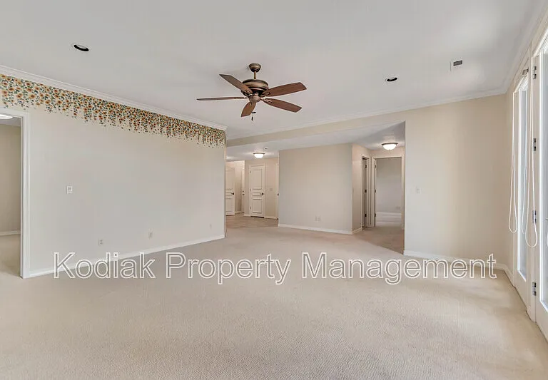 3608 E Crest Mount Cir — Photo 13