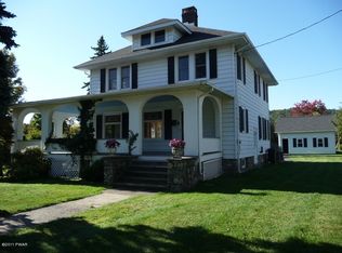 316 W Catherine St, Milford, PA 18337