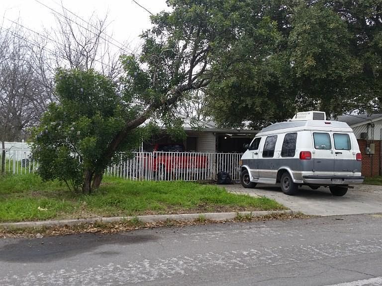 2nd image of 4802 Cambray Dr