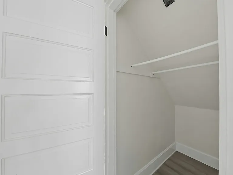 1400 Woodlawn Ave #1400 — Photo 12