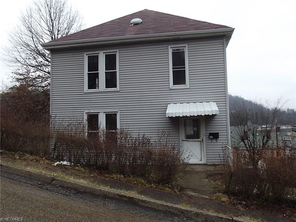 1st image of 402 Jacquette St