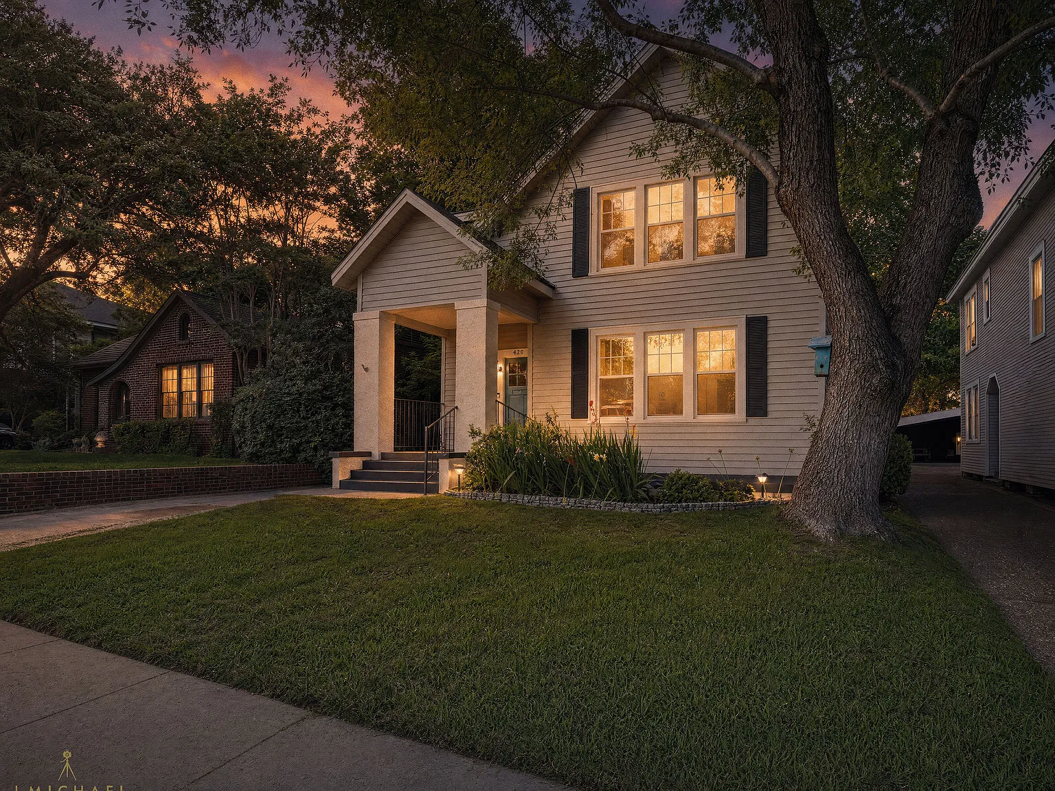 5 bed, 3.5 bath, 3748 sqft, $2,250 — Photo 2