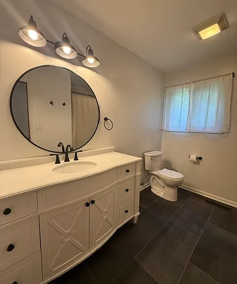 773 Kingston Ln — Photo 6
