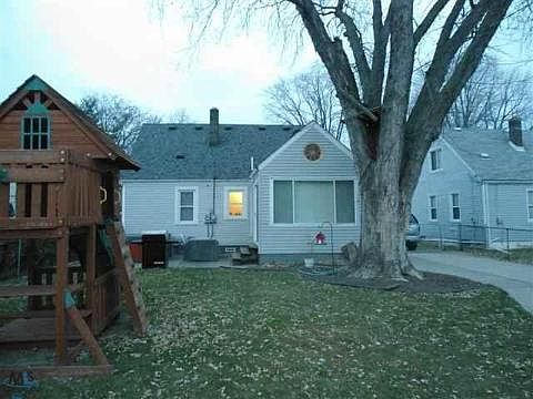 5th image of 21620 Finlan St