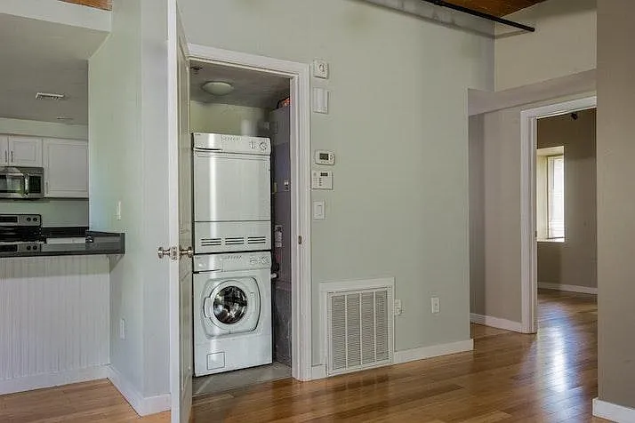 494 Woonasquatucket Ave — Photo 11