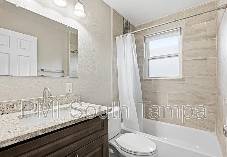 203 W Emma St — Photo 18