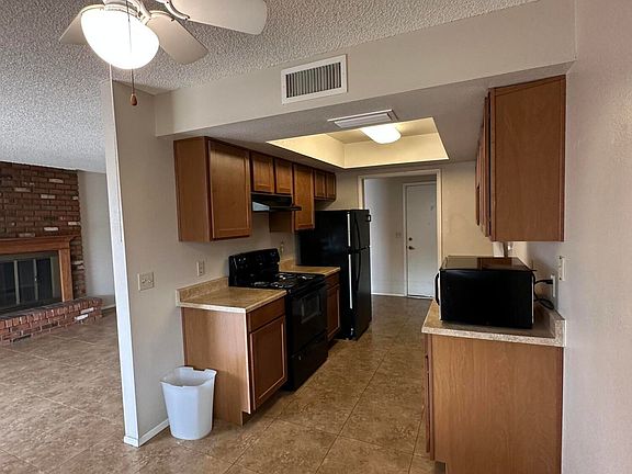 5th image of 2825 W MORTEN Avenue