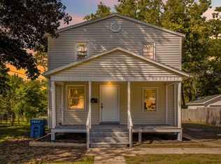 415 Keyes Dr, Parchment, MI 49004