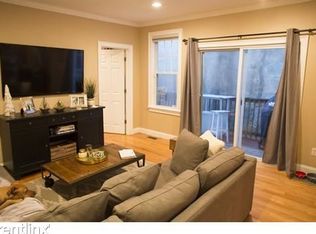 443 W 4th St, South Boston, MA 02127