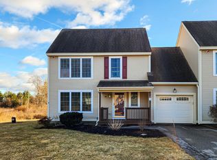 18 Abbey Rd, Brentwood, NH 03833