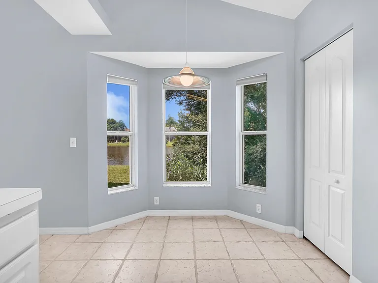 2340 Commodores Club Blvd — Photo 11