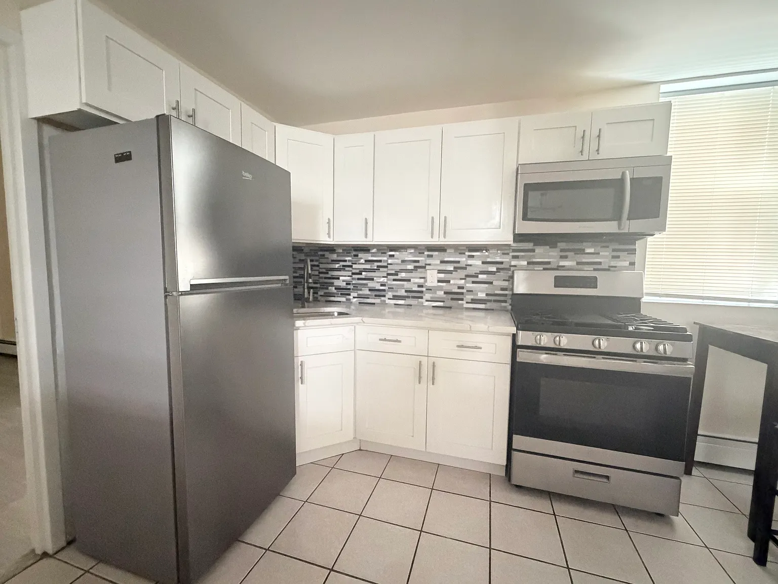 1395 Kearney Avenue — Photo 2