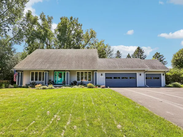 5551 W 93rd St, Bloomington, MN 55437