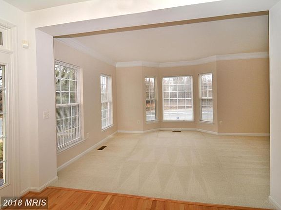 3rd image of 8498 Sullenberger Ct