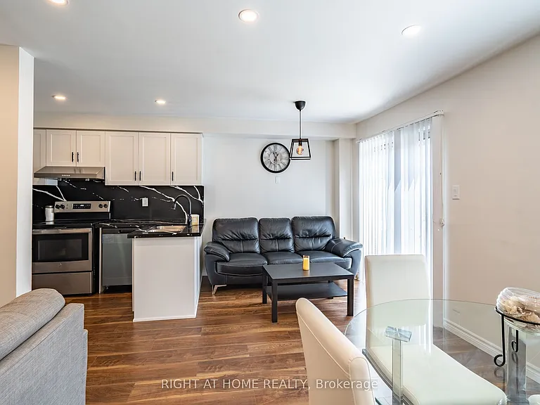 3974 Discovery Ct — Photo 17