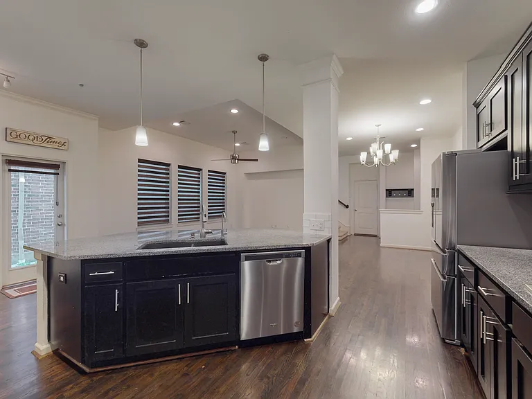 123 Palacio St — Photo 14