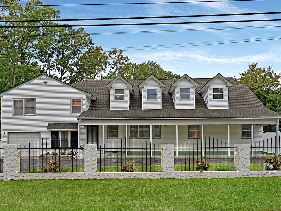 1st image of 592 Alfred Ln