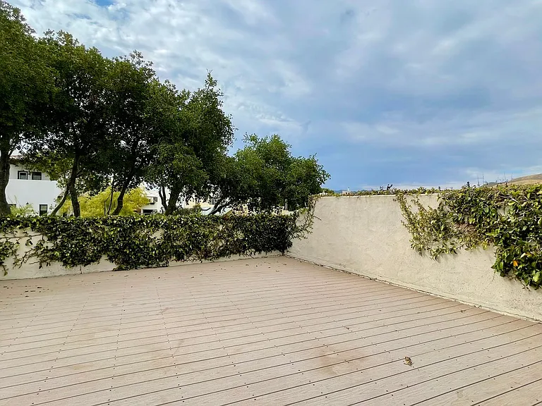 585 Bluerock Dr — Photo 19