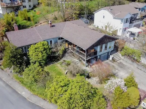 139 N Shore Rd, Lake Cowichan, BC V0R 2G0