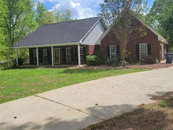 560 Lee Road 250, Salem, AL 36874