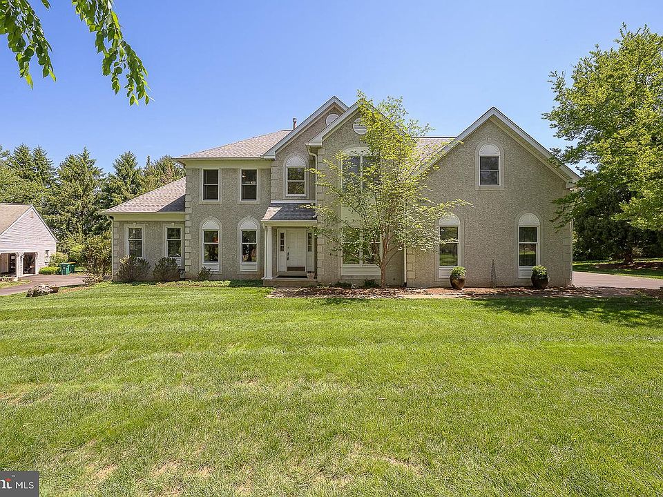 1st image of 1421 Radbill Cir