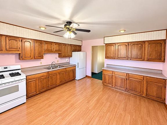 2nd image of 623 Old Forge Rd