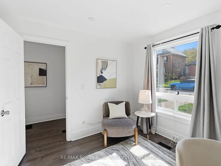 163 Nassau St — Photo 5