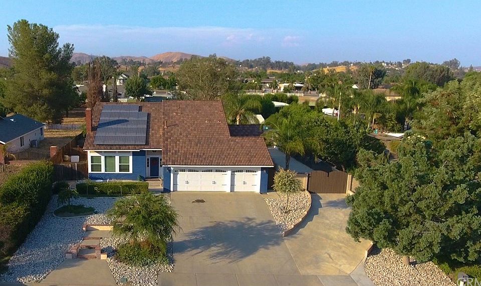 1st image of 31870 Saint Pierre Ln