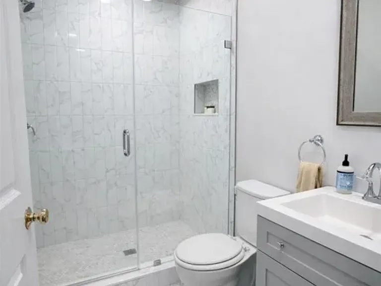 393 W Broadway #9 — Photo 5