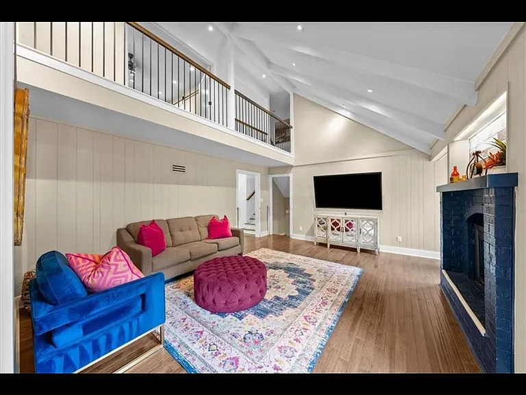 8010 W 98th Ter — Photo 11