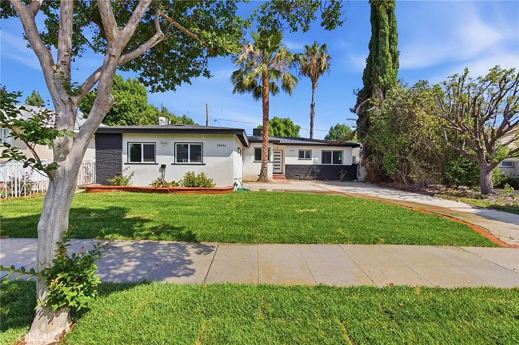3 bed, 1877 sqft, $4,500 — Photo 4