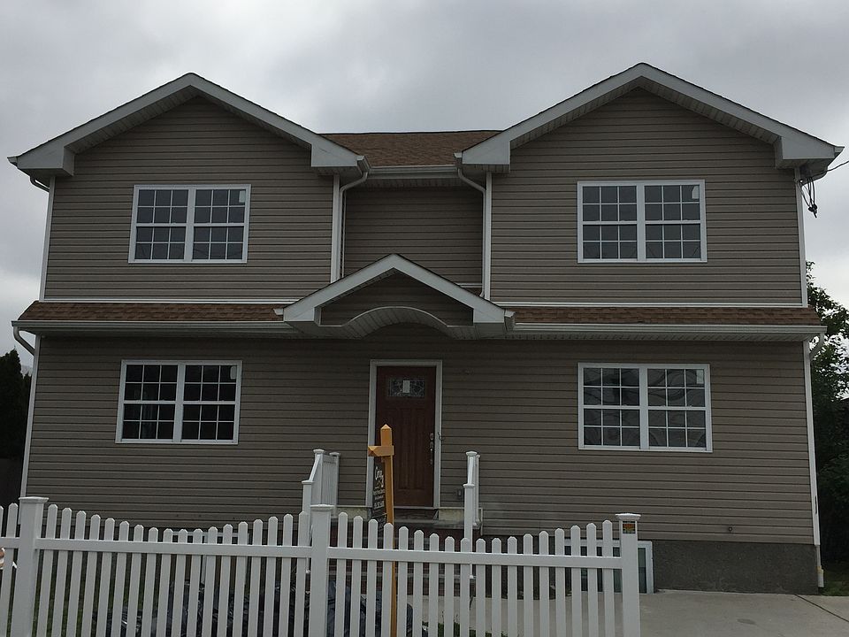 Oversized Brand new home 