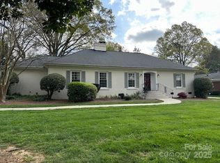 4635 Water Oak Rd, Charlotte, NC 28211