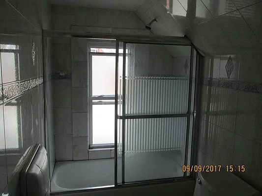 Rented by Windsor Homes Realty Corp | media 10