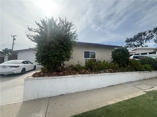 821 S Euclid St, La Habra, CA 90631