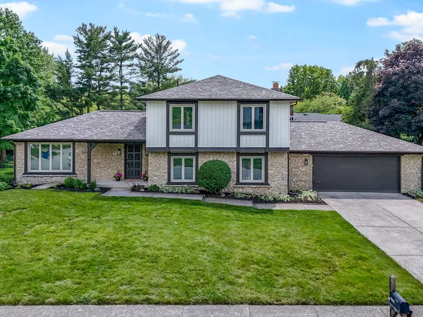 10502 E Lakeshore Dr, Carmel, IN 46033