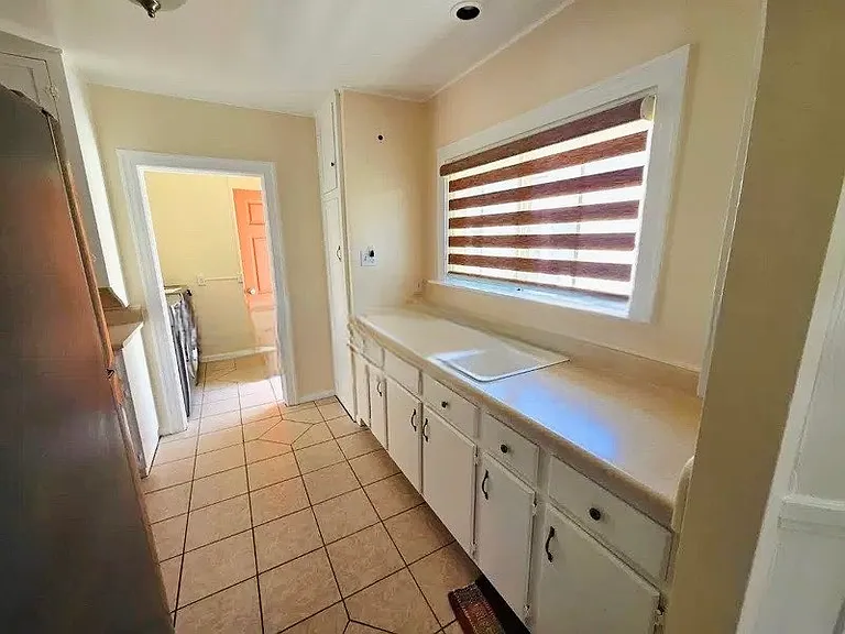 8448 California Ave #A — Photo 6