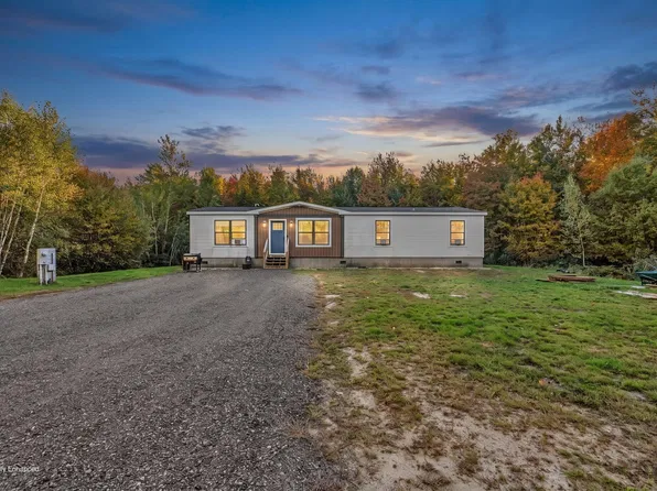 10 Wilderness Way, Lyman, ME 04002