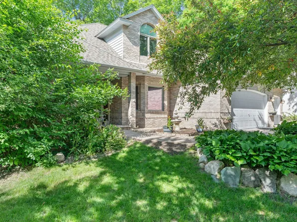 15920 37th Ave N, Plymouth, MN 55446